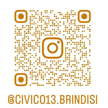 Civico 13 * 布林迪西